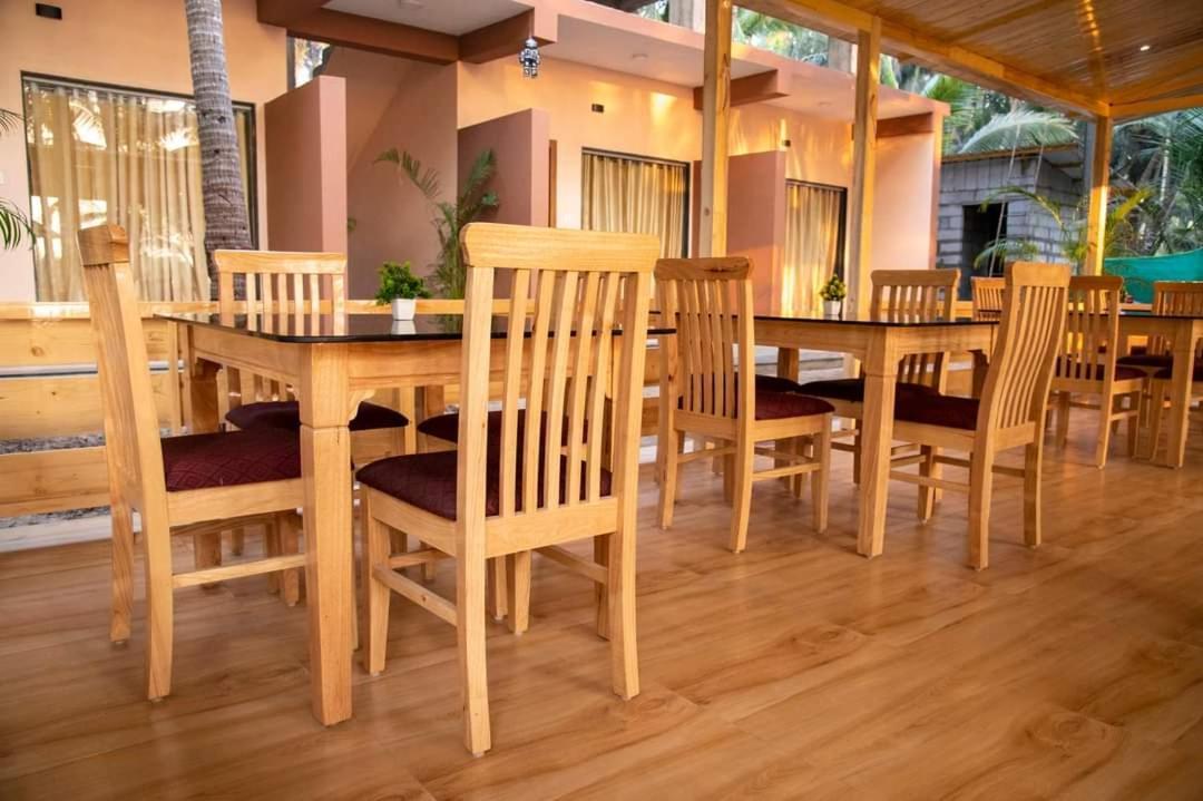 Sunlight Beach Resort Bhogwe Exterior foto